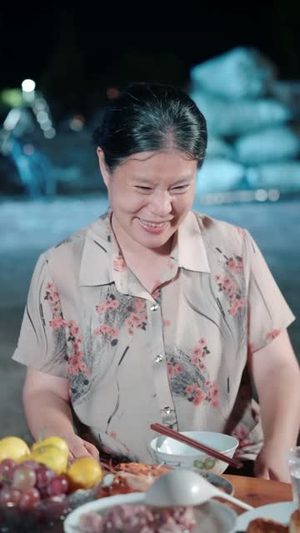 三百万辨清亲生缘（42 集）讲了什么
