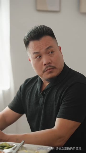 我只想填饱肚子，却成了全校之光（60 集）哪个APP免费