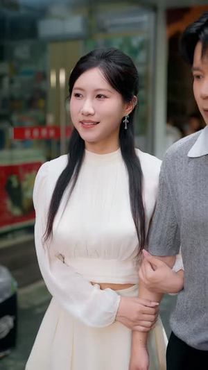 阿妈的手擀面(61 集) 阿妈的手擀面(61 集)隐婚短剧